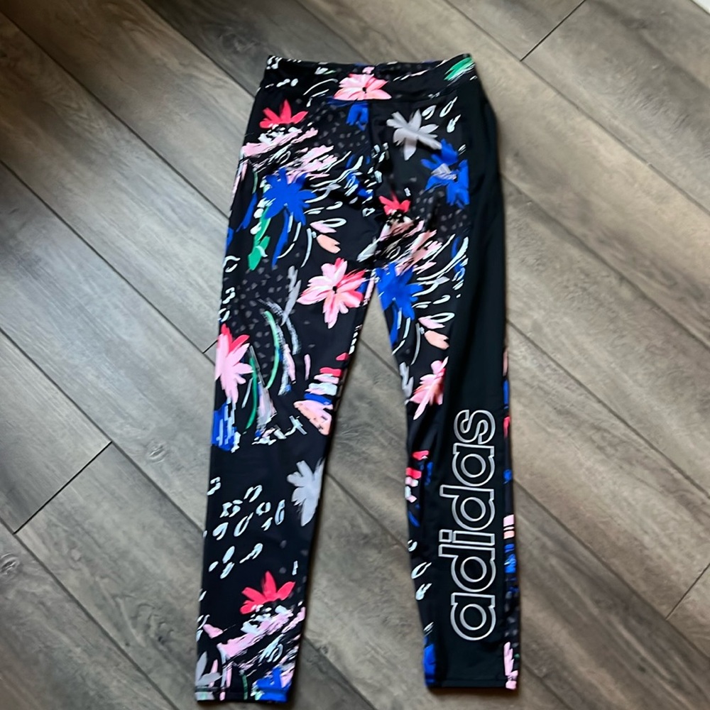 Adidas Size 14 Capris